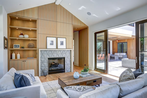 Larkspur Contemporary